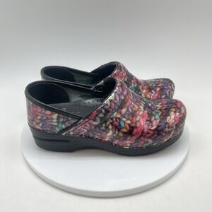 Dansko Clogs Womens 37 6.5 Professional Chunky Knit Yarn Pattern Nursing Shoes